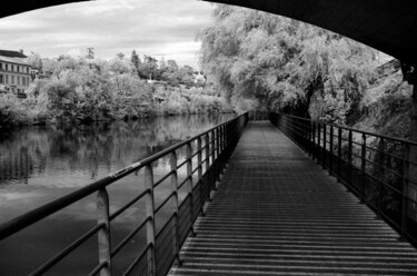 Sous le pont